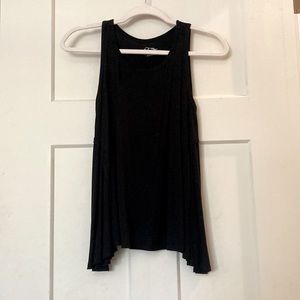 A cute black tank top to wear to basically anything!!!!